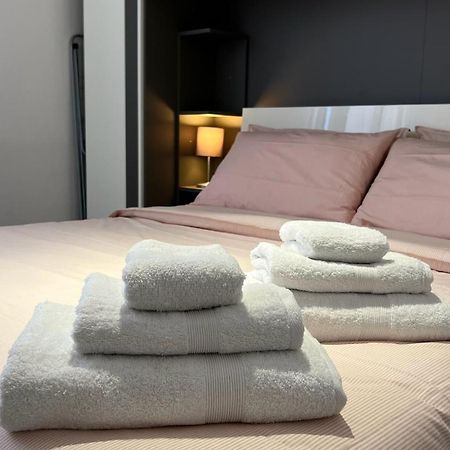 Rafael Milano - 10 Min From Linate Airport, Centrale Fs, Ospedale San Raffaele Apartamento Exterior foto